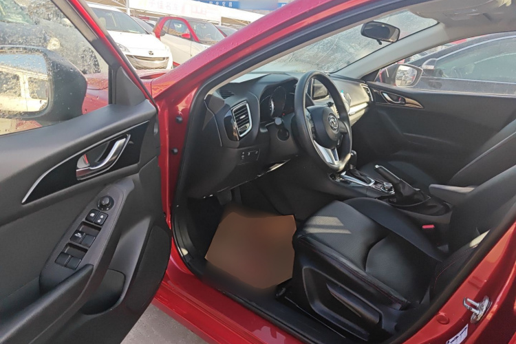 马自达3 昂克赛拉 2016款 三厢 1.5L 自动豪华型中控内饰7003