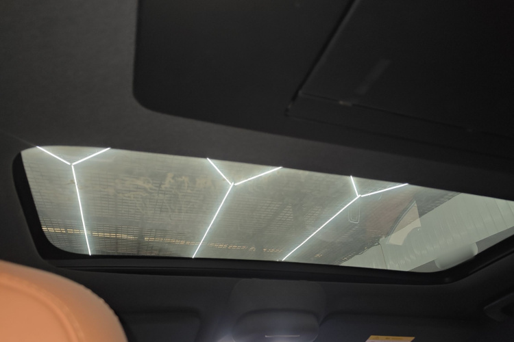 理想汽车 理想L9 2022款 Max中控内饰22