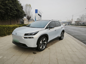 埃安 AION V 2022款 Plus 80 领袖版 三元锂