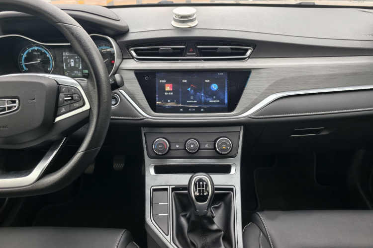 吉利汽车 帝豪 2021款 UP 1.5L 手动舒适型中控内饰7006