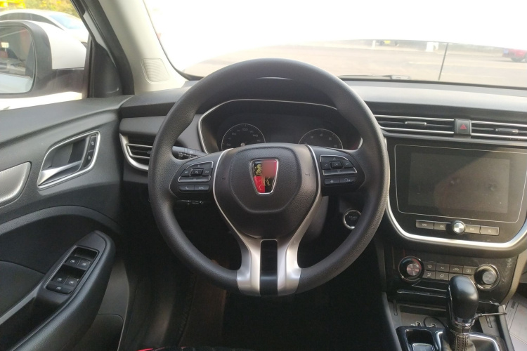 荣威RX3 2020款 1.6L CVT 4G互联超爽精英版中控内饰13