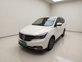 宝骏730 2017款 1.5T 手动尊享型 7座