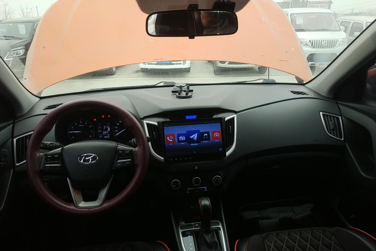 北京现代ix25 2015款 1.6L 自动两驱智能型GLS中控内饰12