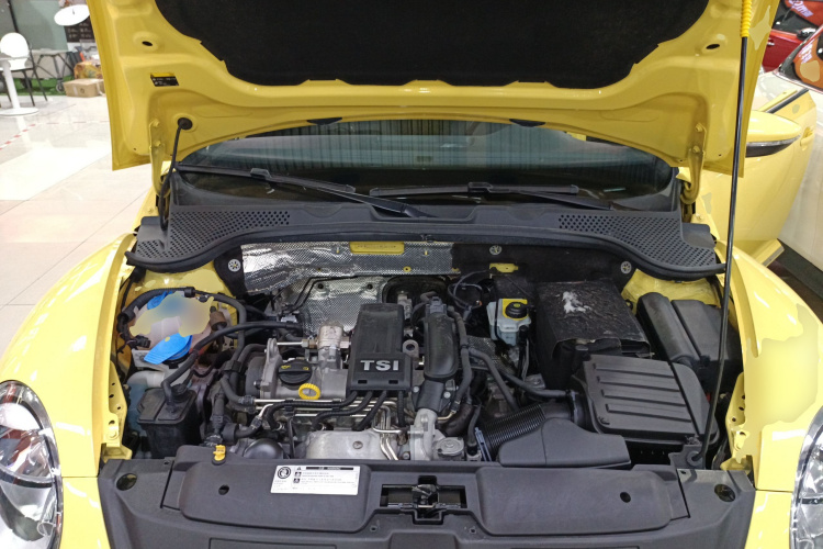 大众 甲壳虫 2015款 180TSI机舱底盘24