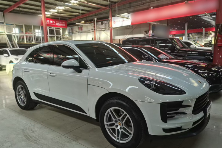 保时捷 2018款 Macan 2.0T车身外观6002