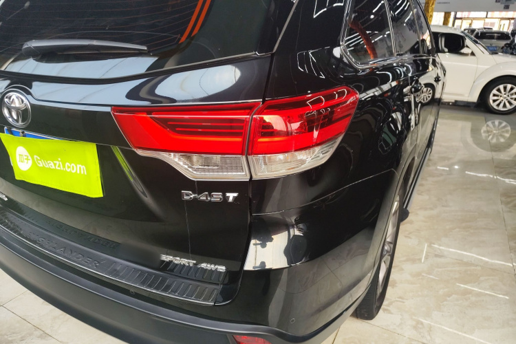 丰田 汉兰达 2018款 2.0T 四驱豪华版 7座 国VI车身外观9