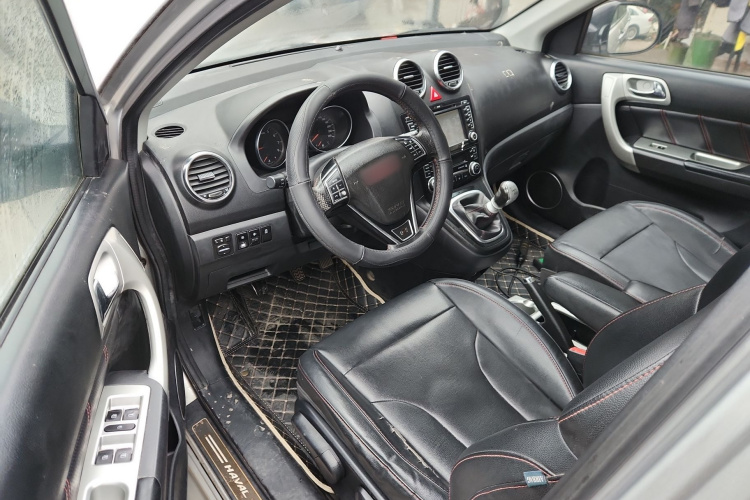 哈弗H6 2013款 升级版 1.5T 手动两驱精英型中控内饰20