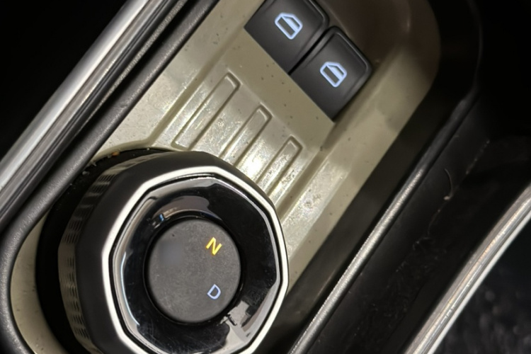 吉利银河 2024款 200km 熊猫骑士局部细节18