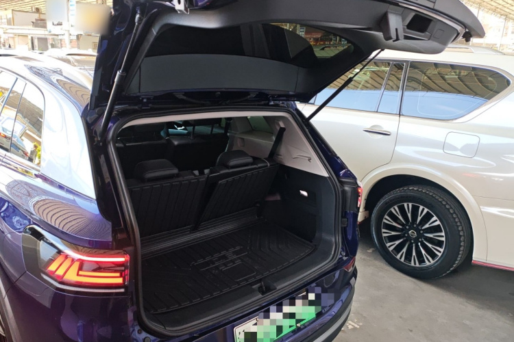 大众 ID.6 X 2021款 Pure 纯净版机舱底盘23