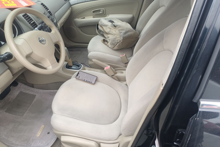 日产 轩逸 2012款 经典 1.6XE 自动舒适版局部细节19