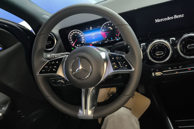 奔驰GLA 2024款 GLA 200局部细节13