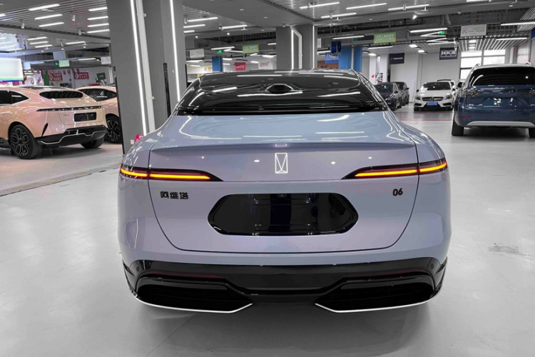 阿维塔06 2025款 Max纯电版车身外观6002