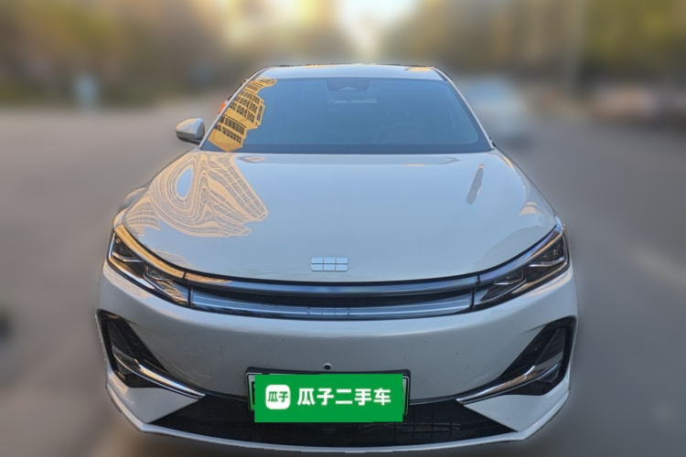 吉利银河 银河A7 2025款 EM-i 70km 豪享版车身外观6001