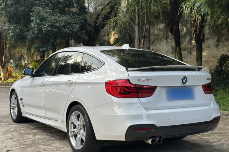 宝马3系GT 2019款 320i M运动型车身外观6002