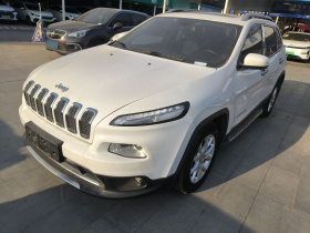 Jeep 自由光 2017款 2.0L 优越版