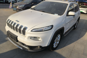 Jeep 自由光 2017款 2.0L 优越版