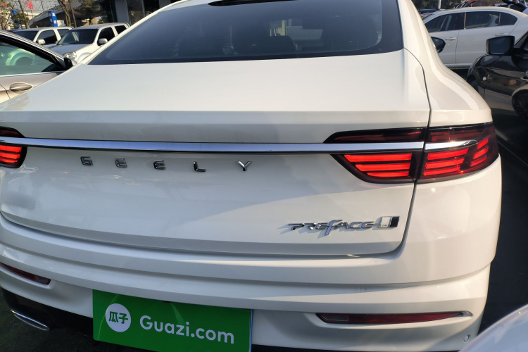 吉利汽车 星瑞 2025款 东方曜 1.5TD 扶摇版车身外观6