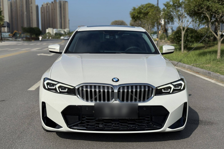 宝马3系 2023款 320Li M运动套装车身外观6001