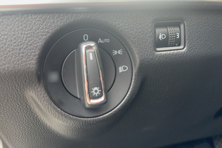 斯柯达 柯米克 2018款 1.5L 自动舒适版 国VI局部细节9014