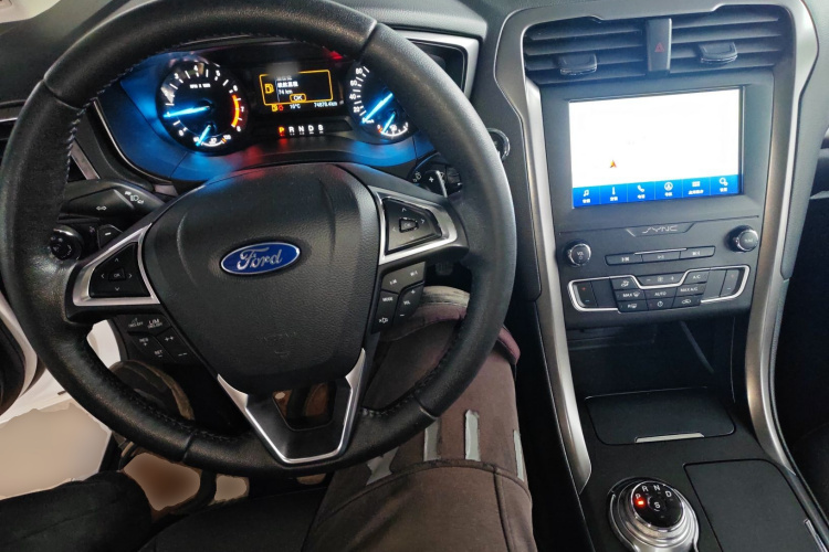 福特 蒙迪欧 2018款 EcoBoost 180 智控时尚型 国VI中控内饰12