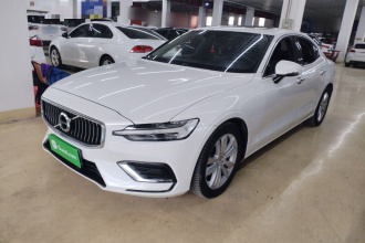 沃尔沃S60 2021款 T3 智行豪华版