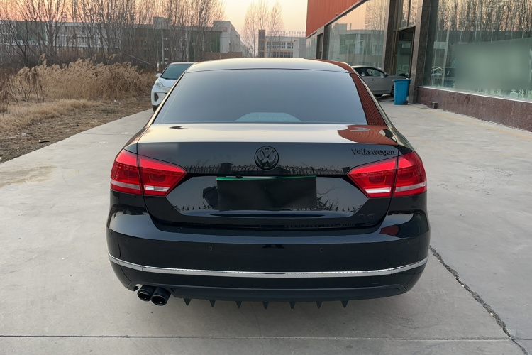 大众 帕萨特 2011款 1.8TSI 自动尊荣版车身外观6005