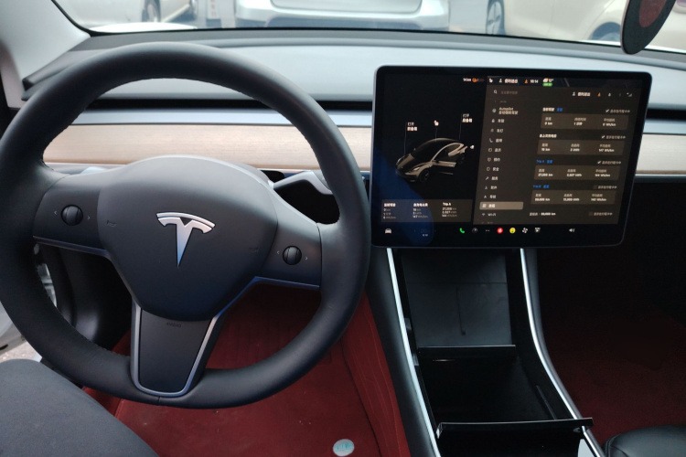 特斯拉 Model 3 2020款 改款 标准续航后驱升级版中控内饰7002