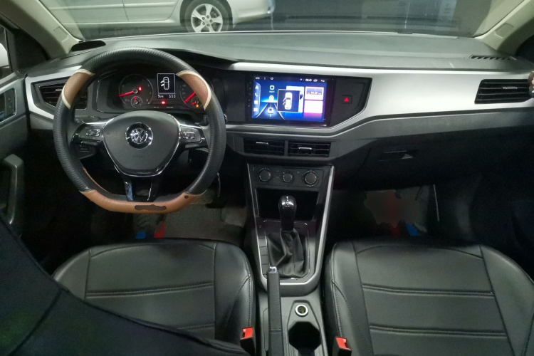 大众 Polo 2019款 Plus 1.5L 自动全景乐享版中控内饰7002
