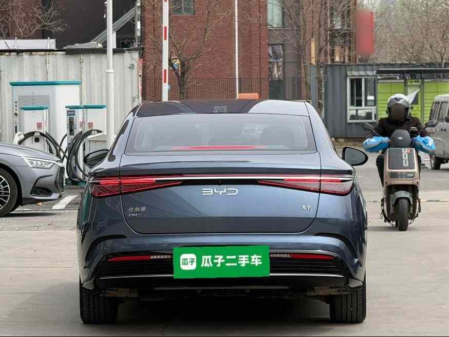 比亚迪 海豹 2024款 荣耀版 DM-i 1.5L 121km 精英型(4)