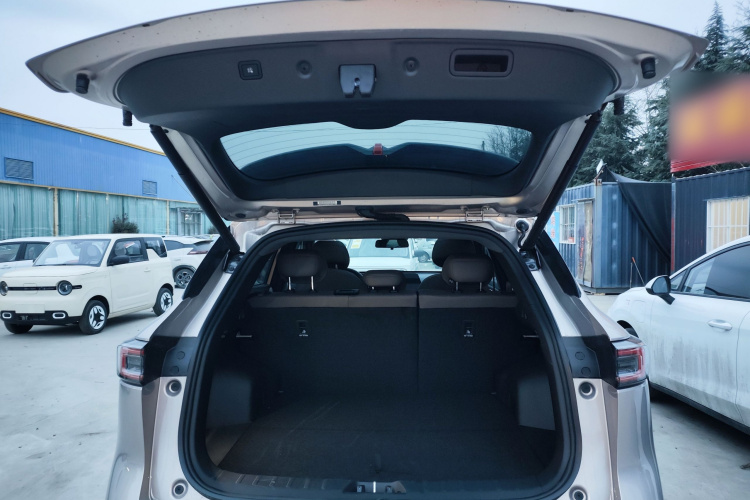 长安CS55PLUS 2026款 第四代 新蓝鲸 1.5T 天枢尊贵型机舱底盘23