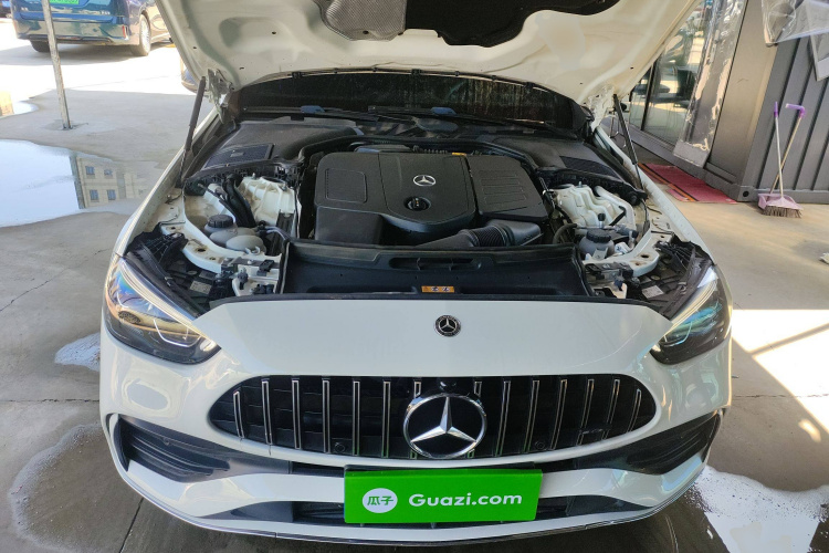 奔驰C级 2022款 C 200 L 运动版机舱底盘24
