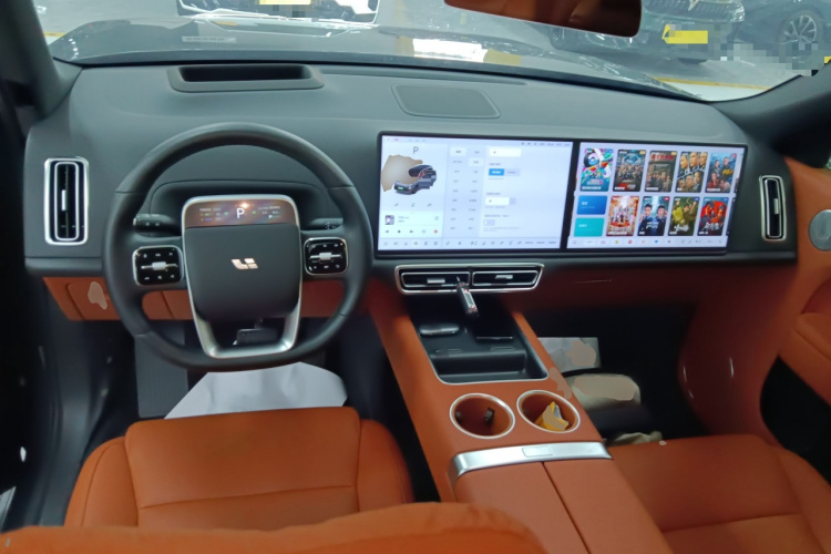 理想汽车 理想L9 2022款 Max中控内饰12