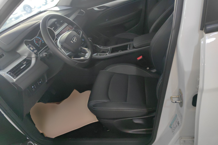 吉利汽车 帝豪 2020款 1.5L CVT豪华型中控内饰19