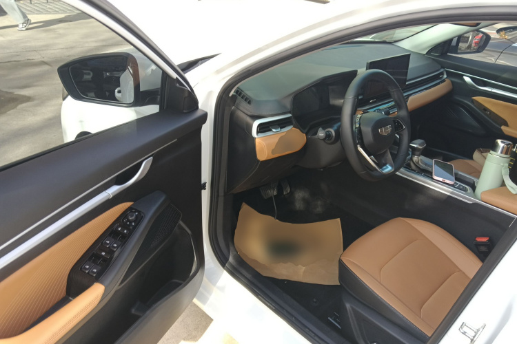 吉利汽车 帝豪 2025款 第4代 1.5L CVT旗舰型中控内饰20