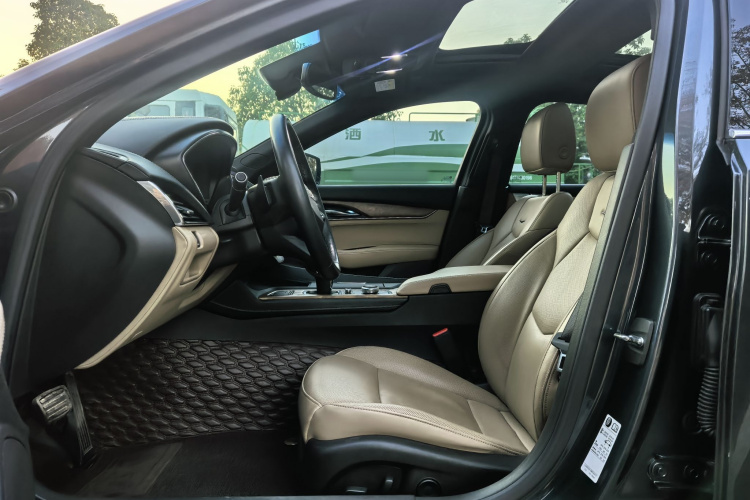 凯迪拉克CT5 2022款 28T 尊贵型局部细节19