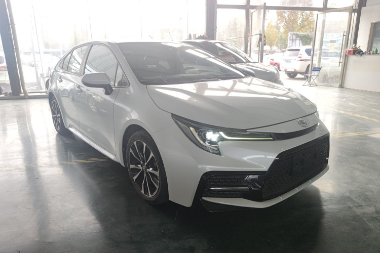 丰田 雷凌 2021款 185T CVT运动版车身外观3