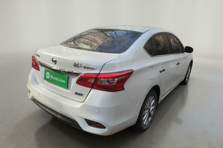 日产 轩逸 2016款 1.6XL  CVT尊享版车身外观7