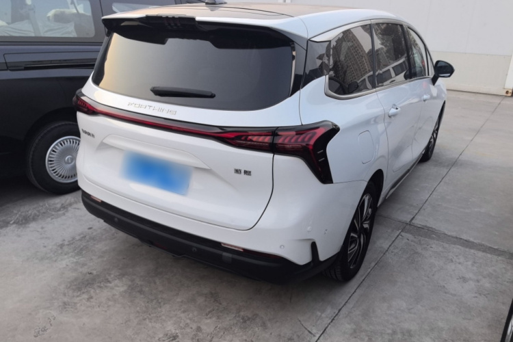 东风风行 风行游艇 2022款 1.5T DCT揽月版车身外观6003