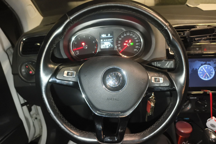 大众 Polo 2016款 1.6L 自动舒适型中控内饰13