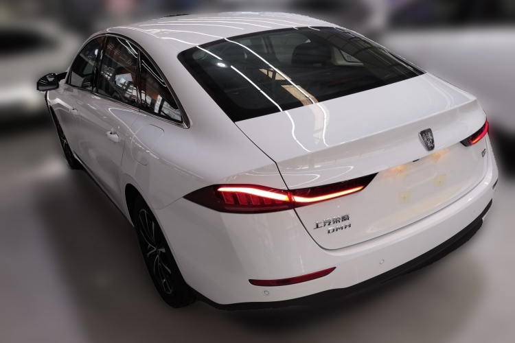 荣威D7 2025款 DMH 125km 世界冠军版车身外观5