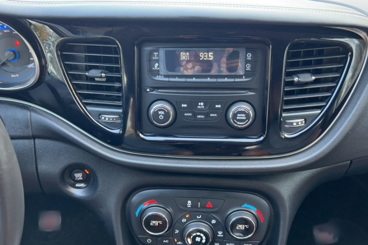 菲亚特 菲翔 2015款 1.4T 自动劲享版局部细节16