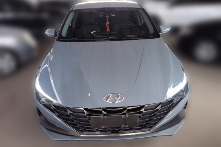 现代 伊兰特 2021款 1.5L CVT LUX尊贵版车身外观2