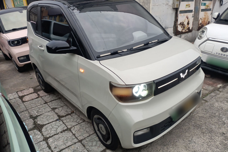 五菱汽车 宏光MINIEV 2022款 马卡龙臻享款 磷酸铁锂车身外观6002