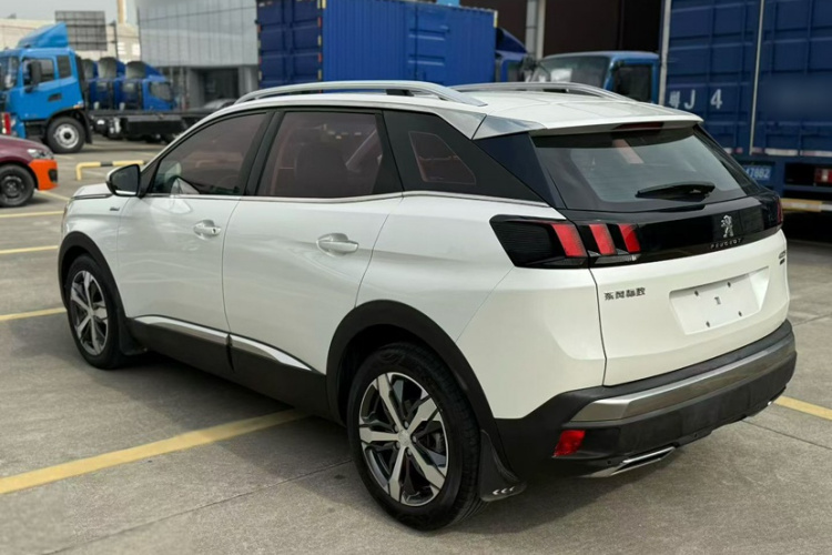 标致4008 2017款 350THP 精英版车身外观6003