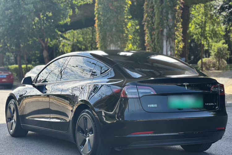 特斯拉 Model 3 2022款 后轮驱动版车身外观6006