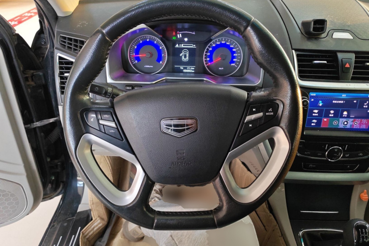 吉利汽车 帝豪 2016款 三厢 1.5L 手动豪华型局部细节13