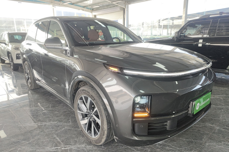 理想汽车 理想L8 2023款 Air车身外观3