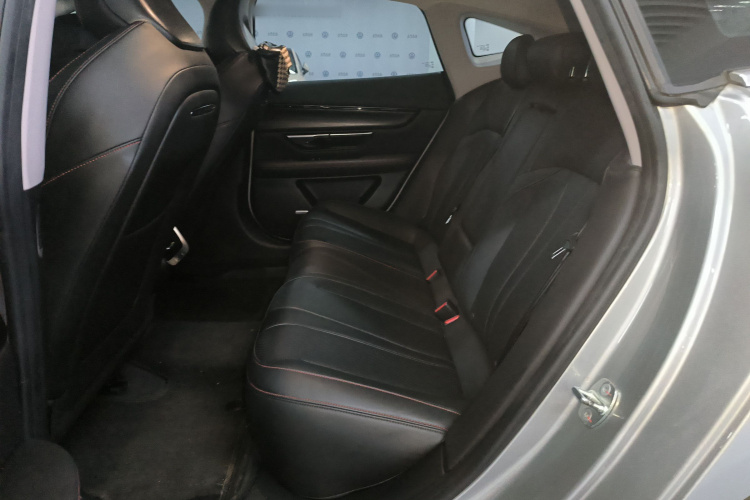 小鹏P7 2022款 480E中控内饰21