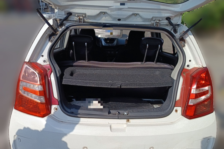 铃木 奥拓 2013款 1.0L 自动豪华型中控内饰23