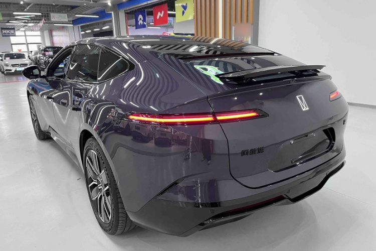 阿维塔12 2025款 Max增程版车身外观6002